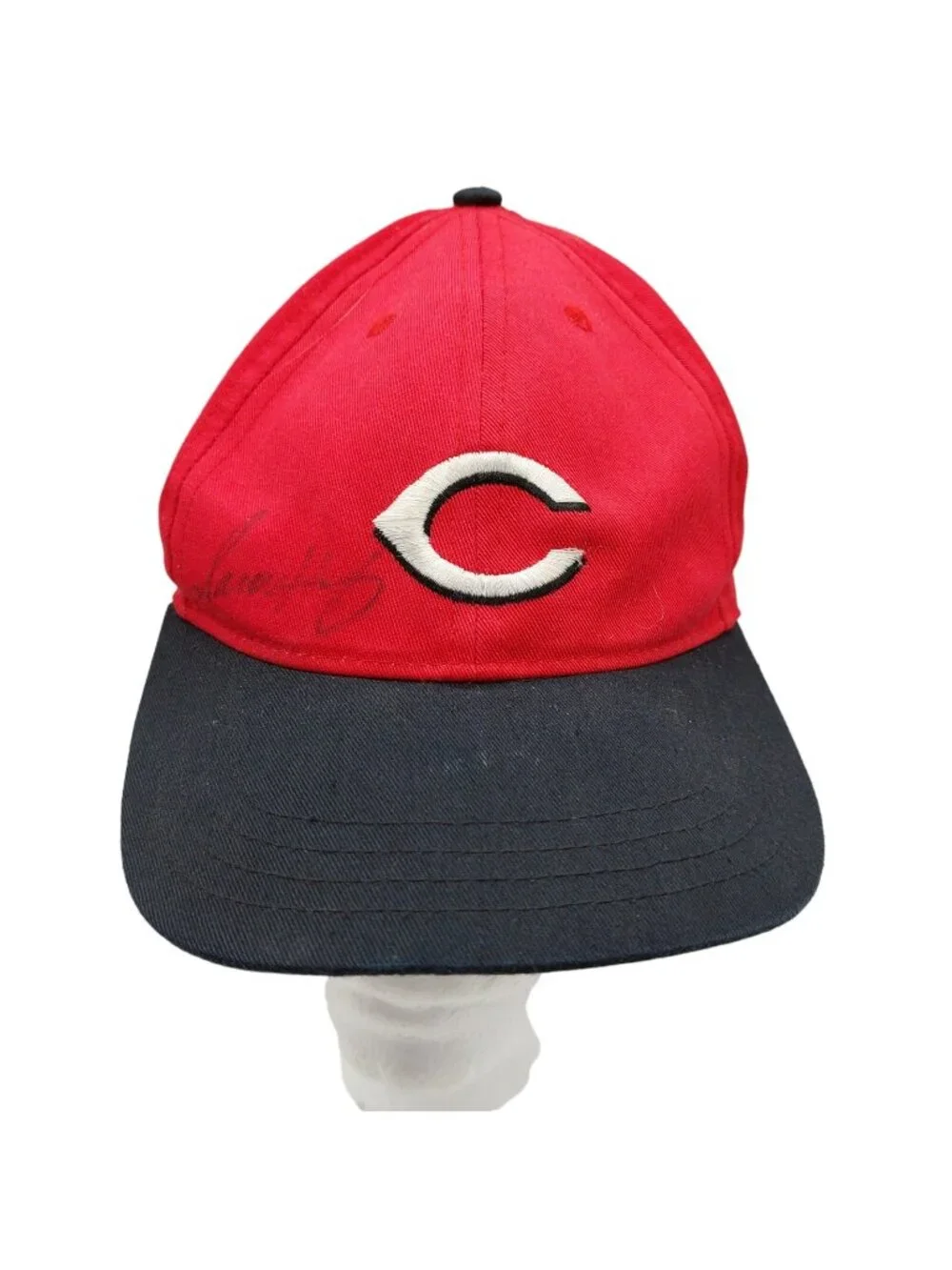 Cincinnati Reds Team Autographed Baseball Hat Youth Small Strapback Red Black